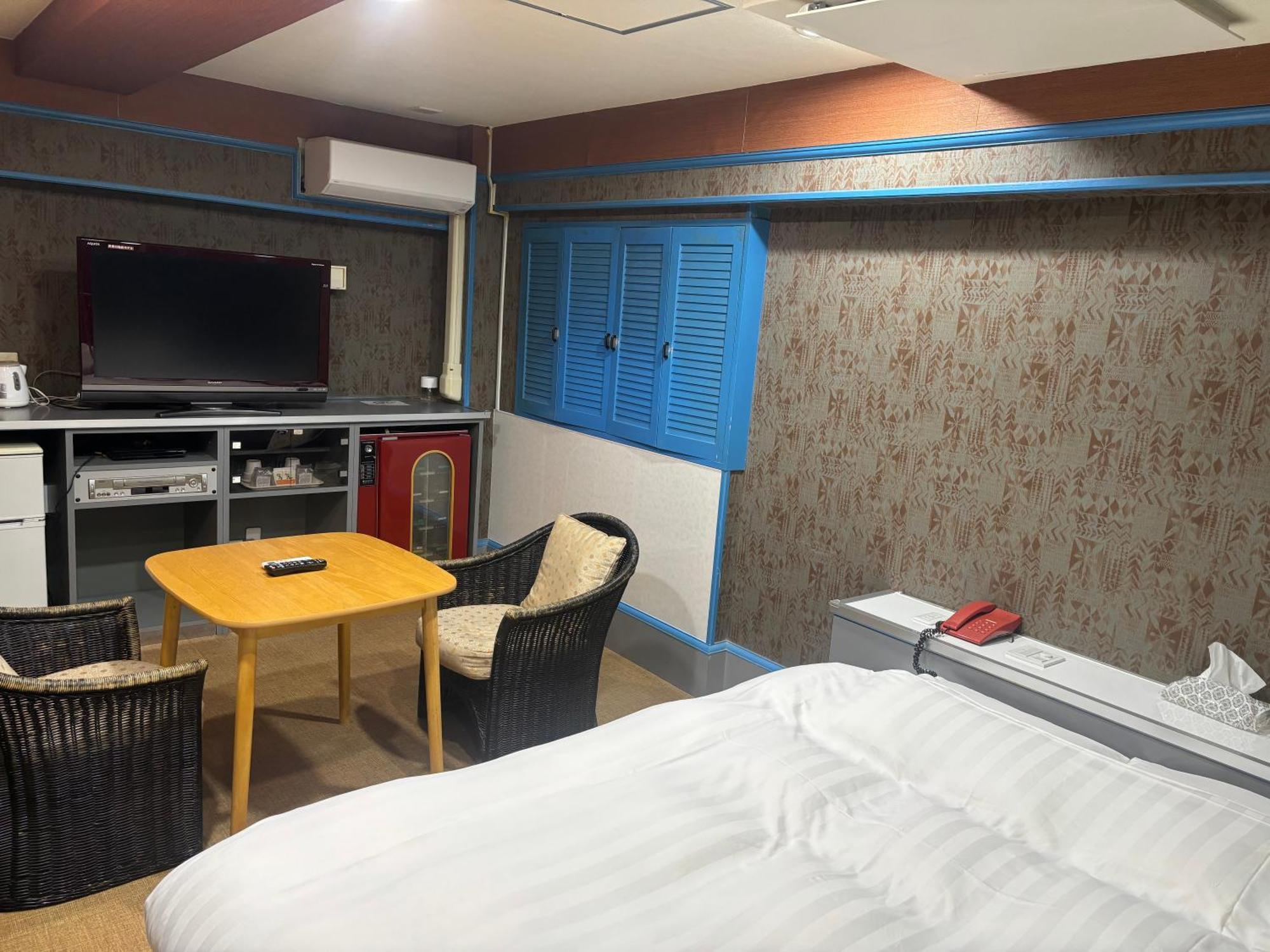 City Hotel Dolphin — Photos 1